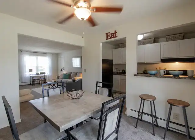 Property at 7777 Compton Lake Dr, Cincinnati, OH, 45231, 1 bed, 1.5 baths, [object Object]