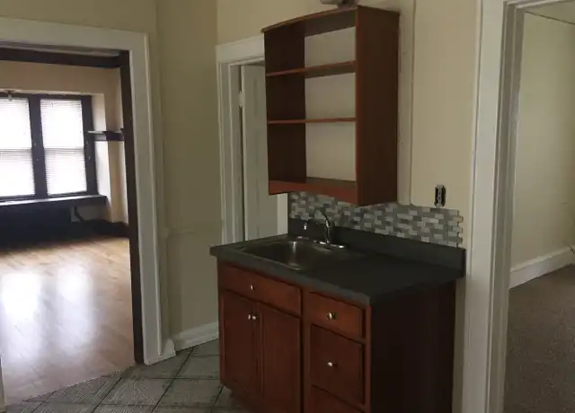 Property at 815 E Locust St, Milwaukee, WI, 53212, 2 beds, 1 bath, [object Object]