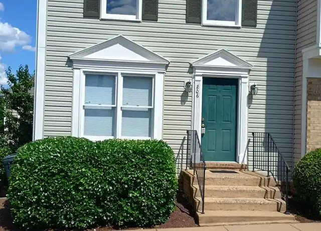 Property at 806 Grove Ave, Fredericksburg, VA, 22401, 3 beds, 2.5 baths, [object Object]