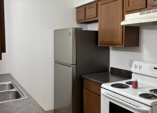 Property at 685 E Michigan Ave Unit 107, Battle Creek, MI, 49014, 1 bed, 1 bath, [object Object]