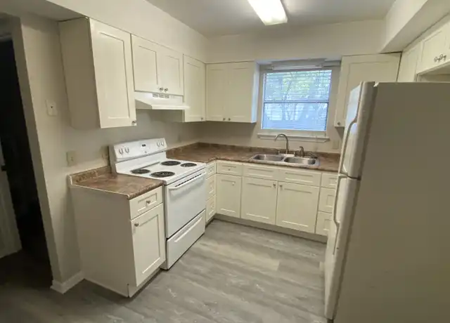 Property at 144 Alabama Ave NW Unit C, Fort Walton Beach, FL, 32548, 2 beds, 1.5 baths, [object Object]