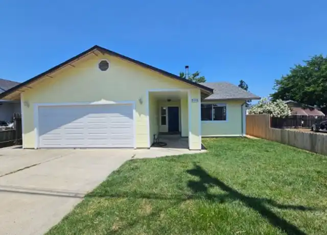 Property at 130 Walnut Dr, Lakeport, CA, 95453, 3 beds, 2 baths, [object Object]