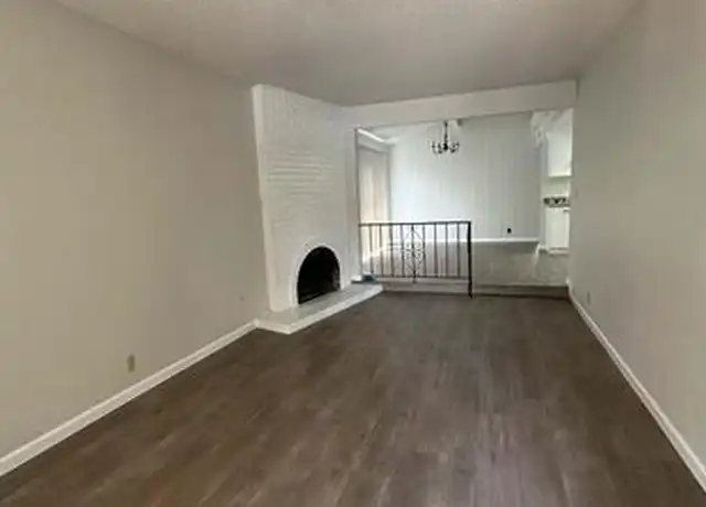 Property at 1305 Oak Terrace Ct, Sacramento, CA, 95825, 2 beds, 1 bath, [object Object]