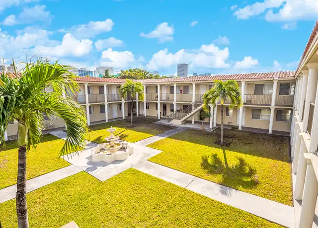 Property at 420 NW 10th St Unit 30, Miami, FL, 33136, 1 bed, 1 bath, [object Object]