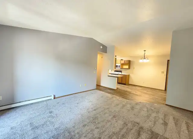 Property at Marion Park II Apartments - 6500 W 43rd St, Sioux Falls, SD, 57106, 1-2 bed, 1 bath, [object Object]