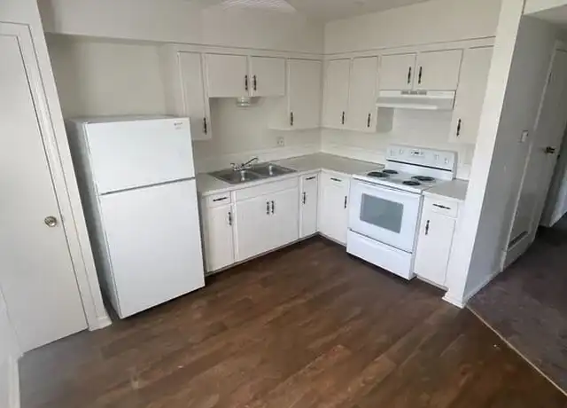 Property at 1415 W Maple Ave Unit 1409G, Independence, MO, 64050, 1 bed, 1 bath, [object Object]