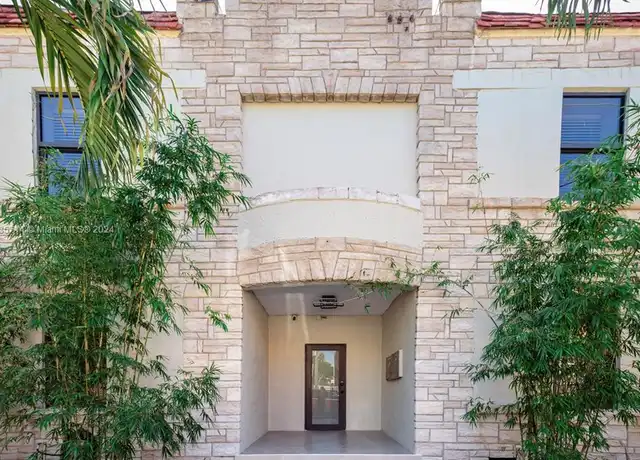 Property at 984 SW 4th St Unit 9, Miami, FL, 33130, 2 beds, 1 bath, [object Object]