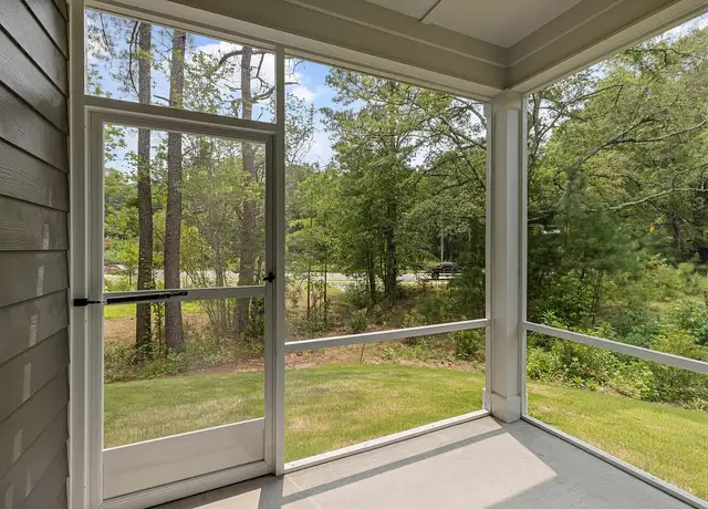 Photo of 689 Maple Grove Way, Apex, NC 27523