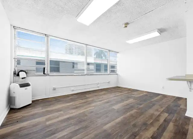 Property at 3003 Terramar St Unit 206, Fort Lauderdale, FL, 33304, 1 bed, 1 bath, [object Object]