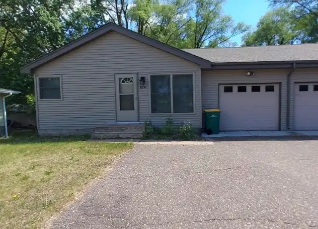 Property at 814 Wisconsin St, Hudson, WI, 54016, 2 beds, 1.5 baths, [object Object]