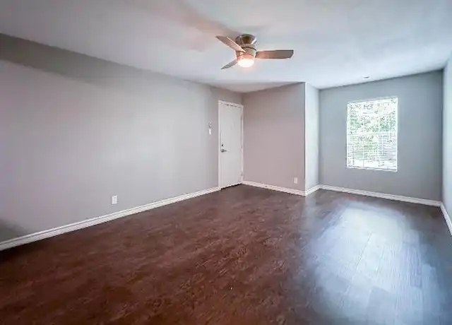 Property at 1126 N Bell Ave, Denton, TX, 76209, 0 beds, 1 bath, [object Object]