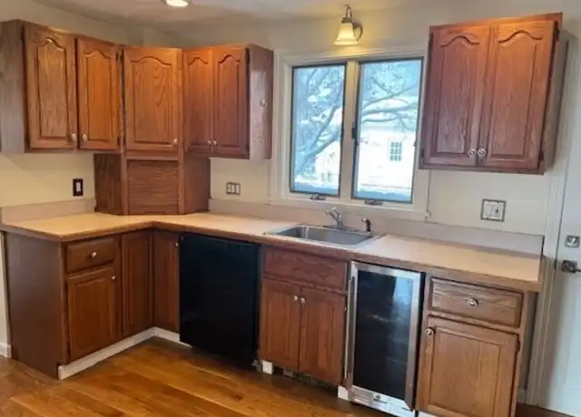 Property at 47 Englewood Ave Unit 1, Chelsea, MA, 02150, 3 beds, 1 bath, [object Object]