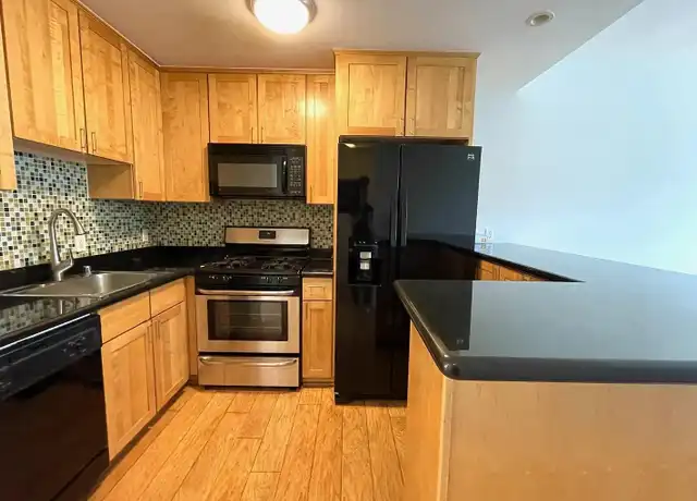 Property at 400 Alemany Blvd #7, San Francisco, CA, 94110, 2 beds, 1.5 baths, [object Object]
