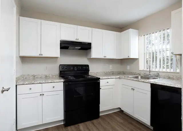 Photo of 5402 Pine Chase Dr, Orlando, FL 32808