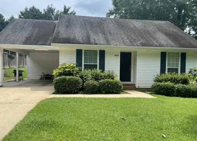 Property at 2211 42nd St, Meridian, MS, 39305, 3 beds, 2 baths, [object Object]