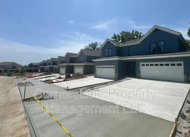 Property at 8522 Kickapoo St, De Soto, KS, 66018, 3 beds, 2.5 baths, [object Object]