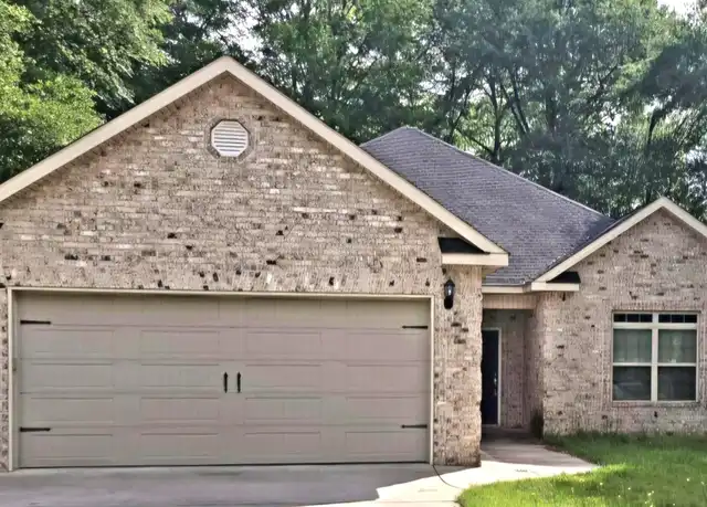 Property at 102 Village Walk, Centerville, GA, 31028, 3 beds, 2 baths, [object Object]