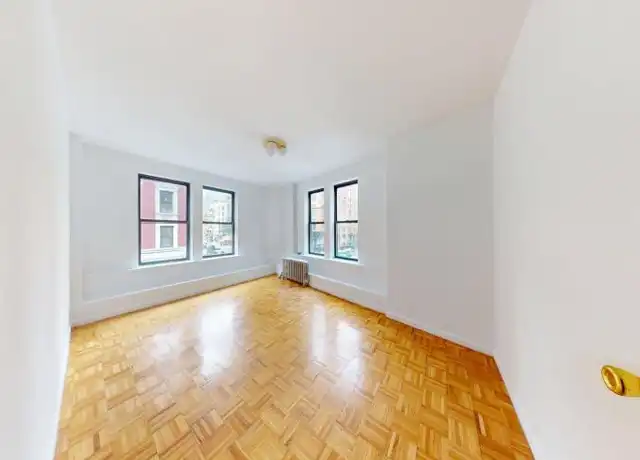 Property at 369 Broome St, New York, NY, 10013, 3 beds, 1 bath, [object Object]