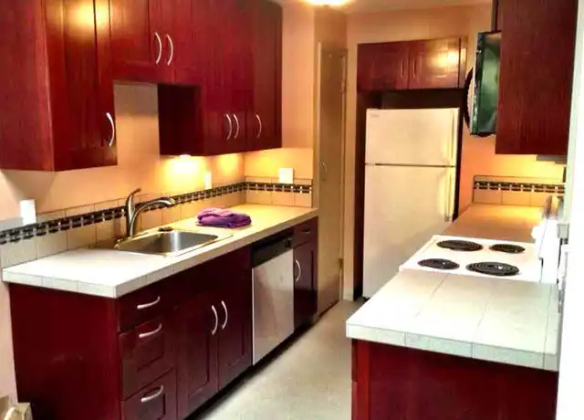 Property at 2802 SE 67th Ave Unit 6, Portland, OR, 97206, 2 beds, 1 bath, [object Object]