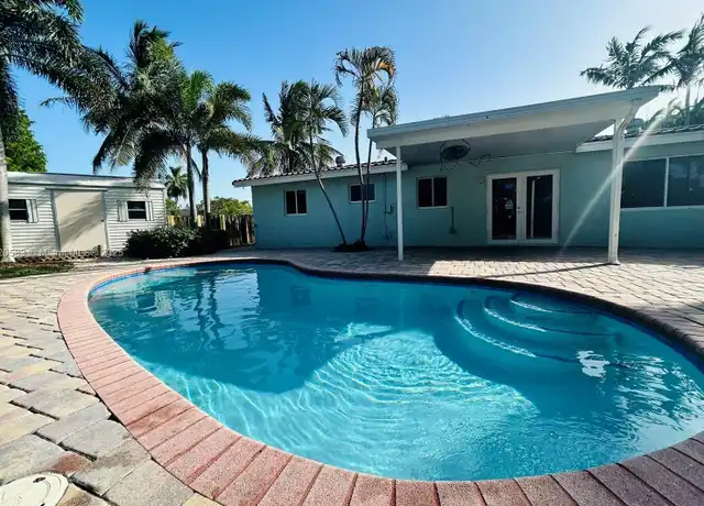 Property at 328 SE 6th Ave, Deerfield Beach, FL, 33441, 3 beds, 2 baths, [object Object]