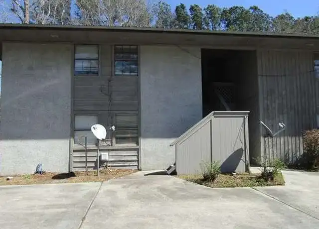 Property at 401 Oakridge Bnd, Hinesville, GA, 31313, 2 beds, 1.5 baths, [object Object]