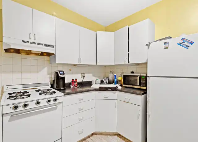 Property at 114 S 11th St, Pittsburgh, PA, 15203, 1 bed, 1 bath, [object Object]
