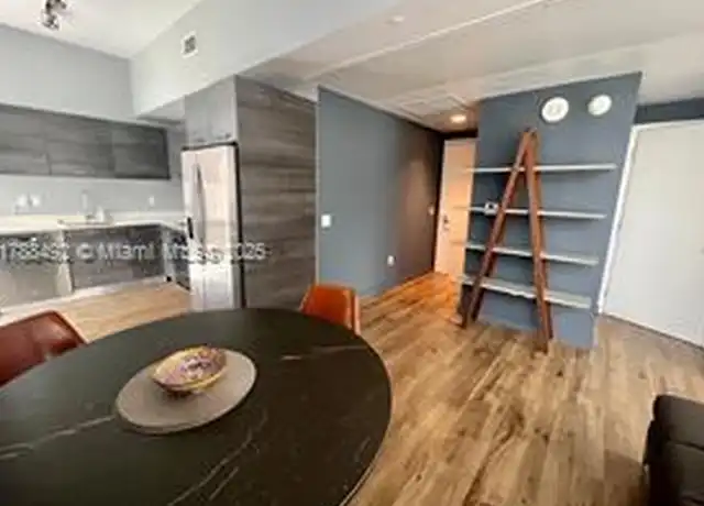 Property at 151 SE 1st St, Miami, FL, 33131, 1 bed, 1 bath, [object Object]