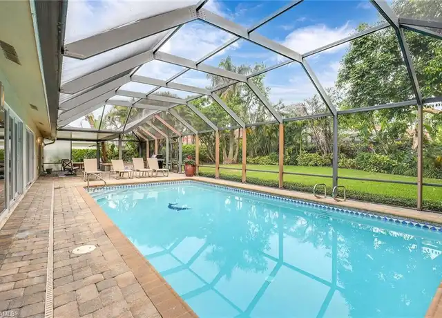 Property at 675 Harbour Dr, Naples, FL, 34103, 4 beds, 3 baths, [object Object]