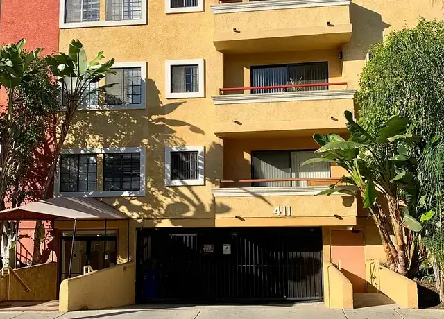 Property at Berendo Apartments - 411 S Berendo St, Los Angeles, CA, 90020, 1-2 bed, 1-2 bath, [object Object]