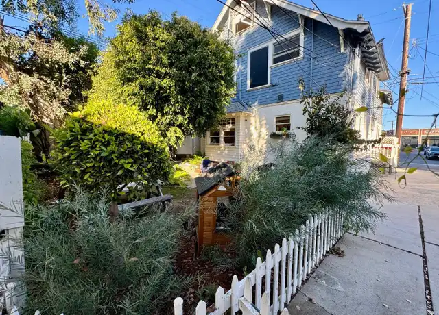 Property at 807 Pacific Ave Unit 807, Venice, CA, 90291, 2 beds, 1.5 baths, [object Object]
