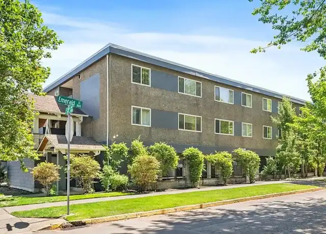 Property at Lewis and Clark Apartments - 1424 E 18th Ave, Eugene, OR, 97403, 1 bed, 1 bath, [object Object]