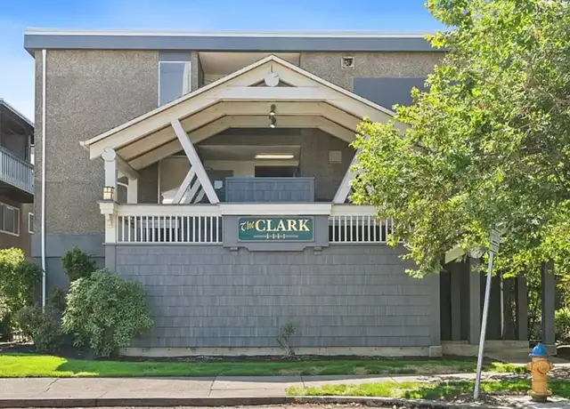 Photo of 1424 E 18th Ave, Eugene, OR 97403
