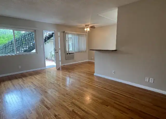 Property at 125 N Montague Ave Unit D, Fullerton, CA, 92831, 1 bed, 1 bath, [object Object]