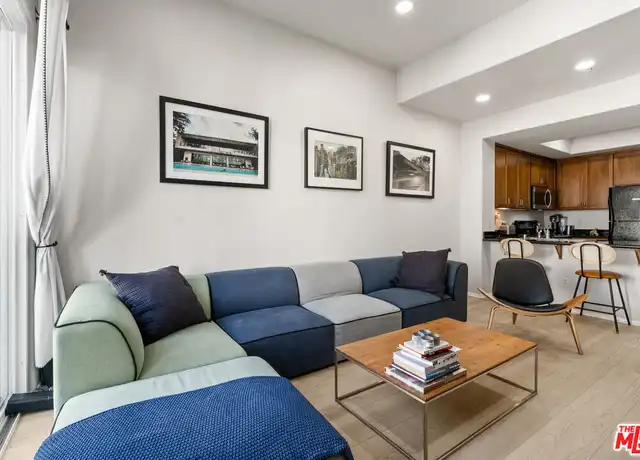 Property at 4060 Glencoe Ave #320, Marina del Rey, CA, 90292, 1 bed, 1 bath, [object Object]