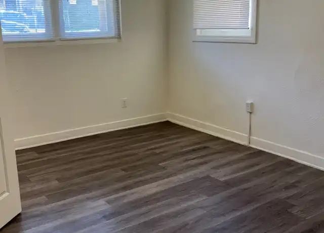 Property at 130 S 300 E Unit 2, Salt Lake City, UT, 84111, 1 bed, 1 bath, [object Object]