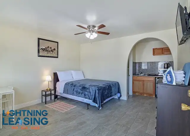 Property at 4907 W Adams Blvd Unit 8C, Los Angeles, CA, 90016, 0 beds, 1 bath, [object Object]