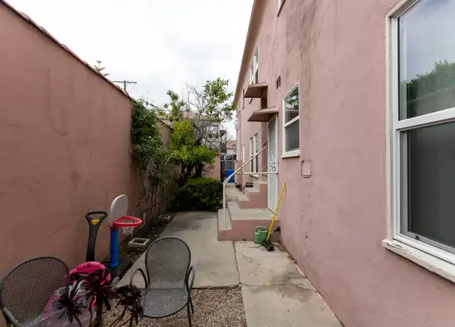 Property at 1151 Masselin Ave Unit 3, Los Angeles, CA, 90019, 1 bed, 1 bath, [object Object]
