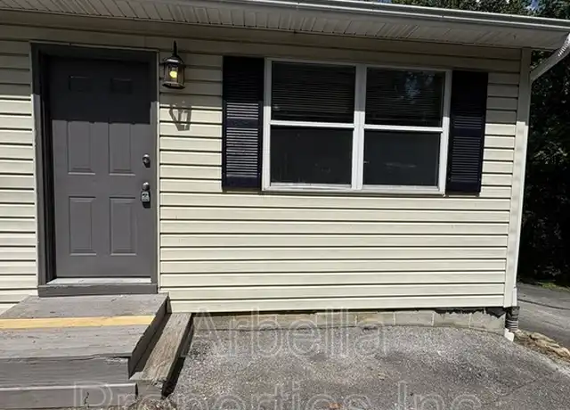 Property at 410 Erwin Hwy Unit 1, Greeneville, TN, 37745, 2 beds, 1 bath, [object Object]