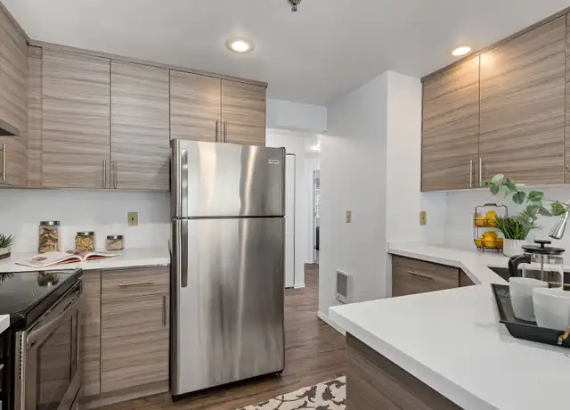 Property at 1201 Anacortes Ave NE Unit C101, Renton, WA, 98059, 2 beds, 1 bath, [object Object]
