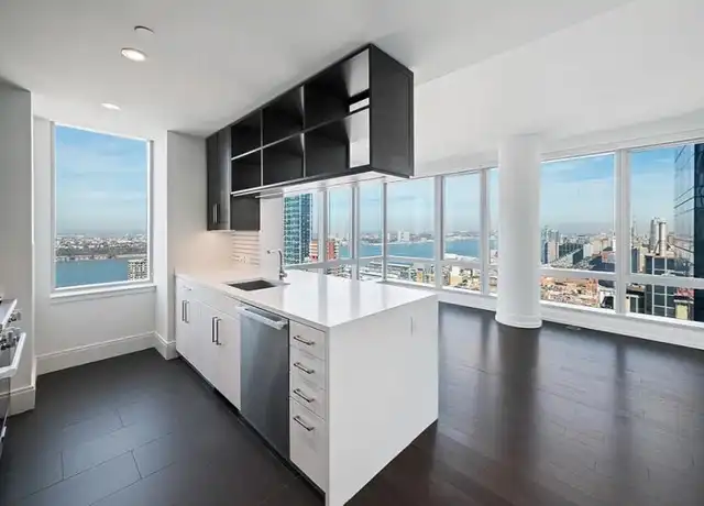Property at 551 10th Ave, New York, NY, 10018, 2 beds, 2 baths, [object Object]