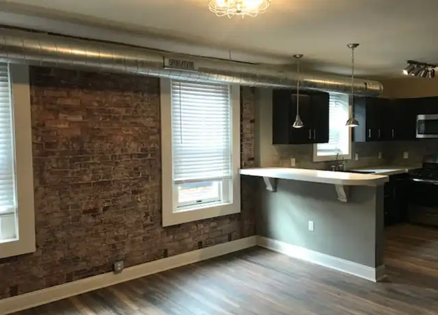 Property at 5825 E Liberty Blvd Apt 5, Pittsburgh, PA, 15206, 2 beds, 1 bath, [object Object]