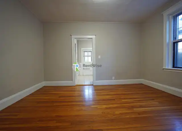 Property at 294 Harvard St Unit 2, Cambridge, MA, 02139, 3 beds, 1 bath, [object Object]