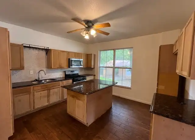Property at 714 Searcy Ave, Griffin, GA, 30223, 2 beds, 1 bath, [object Object]