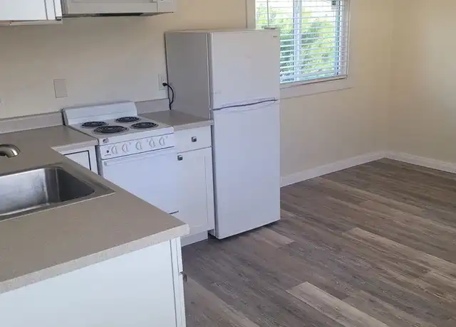 Property at 210 SE 5th St Unit 14, Prineville, OR, 97754, 0 beds, 1 bath, [object Object]