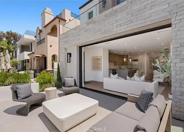 Property at 430 Fernleaf Ave, Corona del Mar, CA, 92625, 3 beds, 3 baths, [object Object]