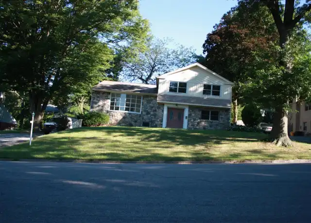 Property at 1213 Manoa Rd, Wynnewood, PA, 19096, 4 beds, 2.5 baths, [object Object]