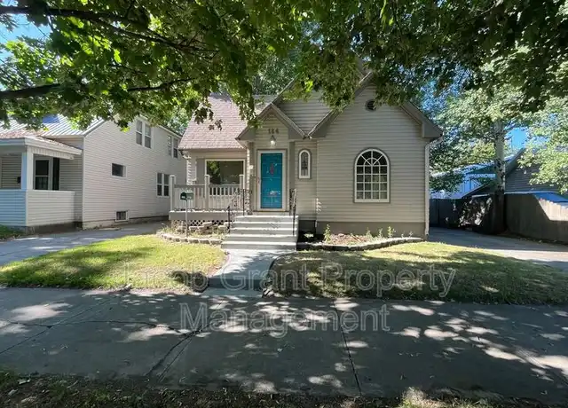 Property at 164 E 13th St, Idaho Falls, ID, 83404, 3 beds, 2 baths, [object Object]