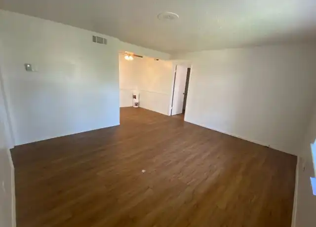 Property at 4301 N Pennsylvania Ave, Oklahoma City, OK, 73112, 0 beds, 1 bath, [object Object]