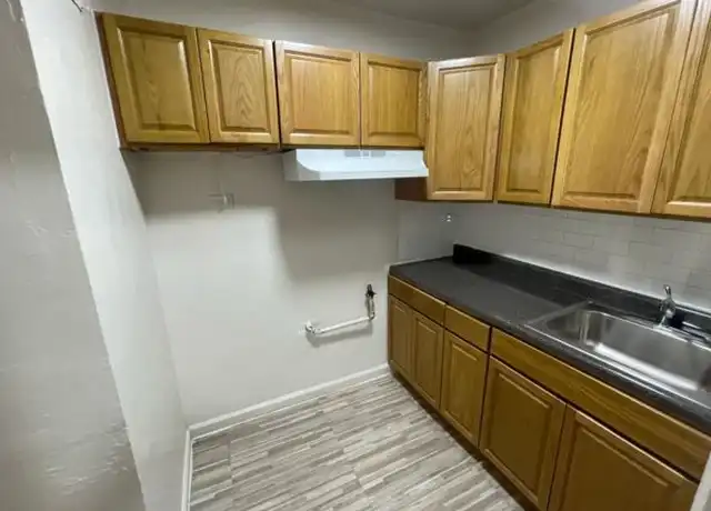 Property at 8360 Vietor Ave, Elmhurst, NY, 11373, 0 beds, 1 bath, [object Object]
