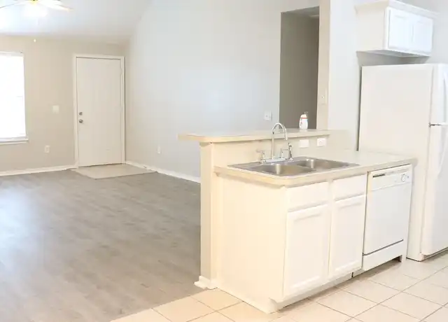 Property at 1217 Eastgate Dr, Norman, OK, 73071, 4 beds, 2 baths, [object Object]